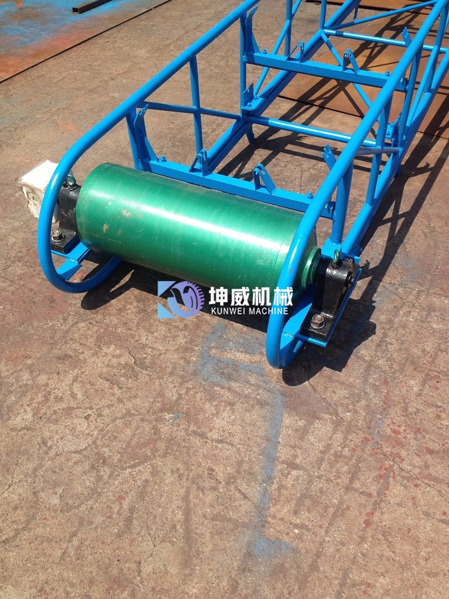 0ZQV591-4.jpg 0ZQV591-4.jpg